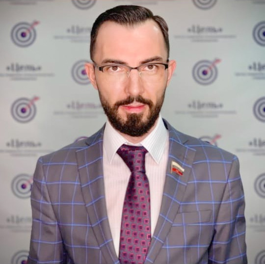 Анатолий Козлов